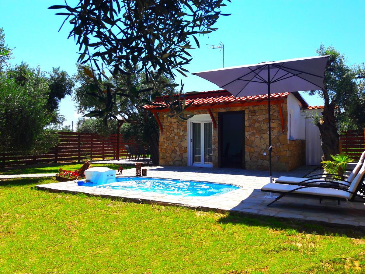 Salonikiou Beach Apartments & Villas Áyios Nikólaos Exterior foto