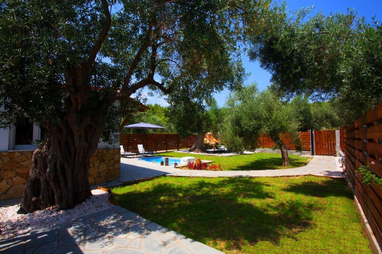 Salonikiou Beach Apartments & Villas Áyios Nikólaos Exterior foto